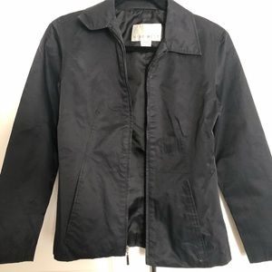 Women’s black jacket
